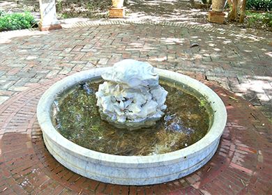 Estatua sin niños en Málaga